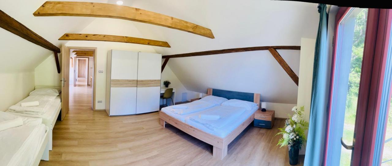Chalupa Racov Zdíkov Buitenkant foto